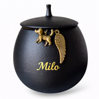 Mini urn voor hond met hangertjes - zijaanzicht