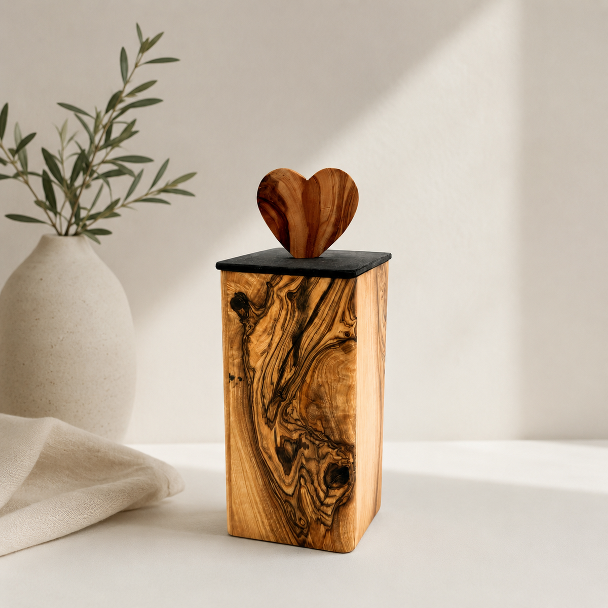 Urn olijfhout 500 ml - detailfoto