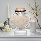Memorial flesje voor kat - detailfoto