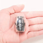 De laatste aai zilveren RVS mini urn voor huisdieras met gegraveerde tekst Your wings were ready but our hearts were not