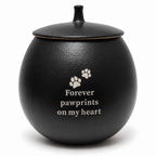De laatste aai zwarte keramische mini-urn met witte gravure van pootafdrukjes en de tekst Forever pawprints on my heart